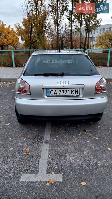 Хетчбек Audi A3 2001 в Черкасах