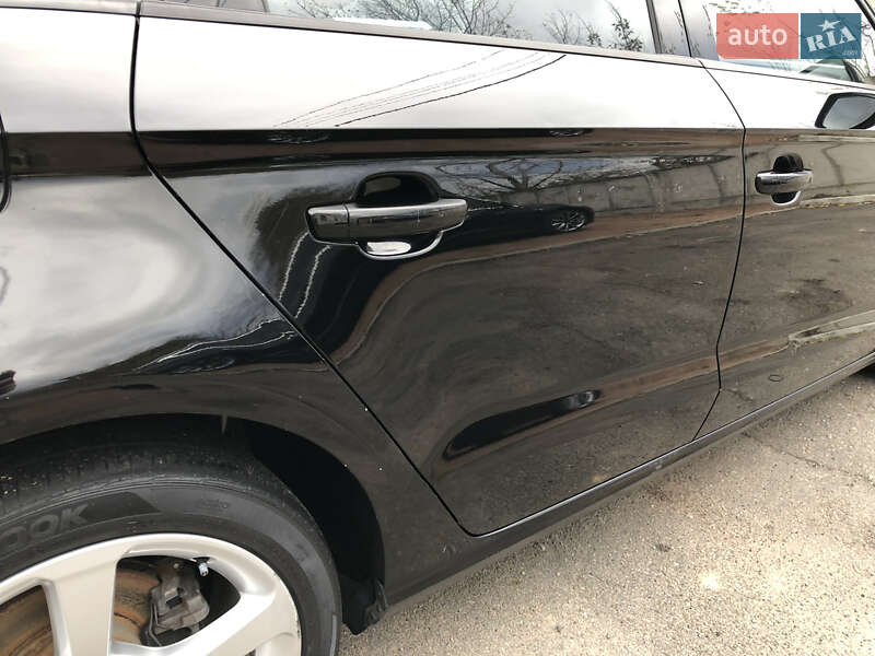 Седан Audi A3 2015 в Ірпені