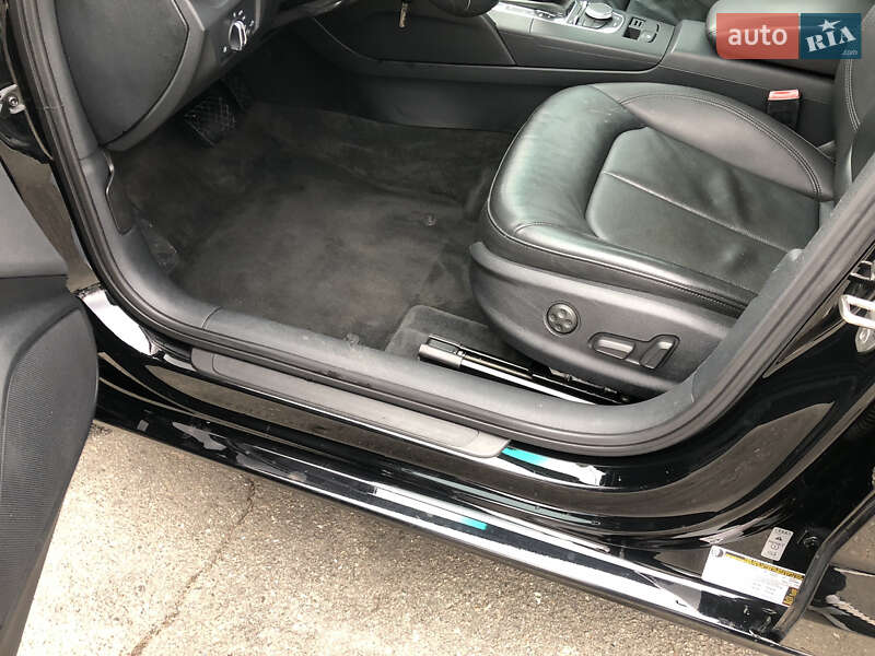 Седан Audi A3 2015 в Ірпені