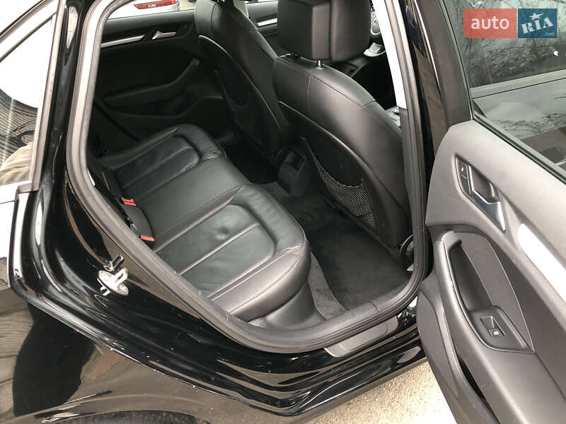 Седан Audi A3 2015 в Ірпені