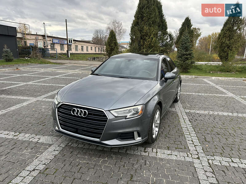 Седан Audi A3 2017 в Пирятине