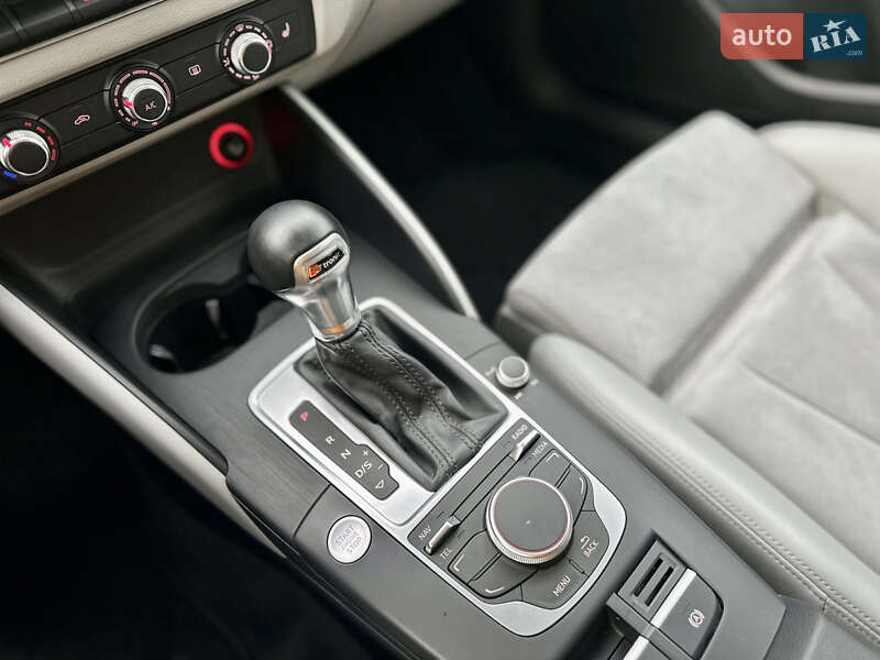 Хетчбек Audi A3 2016 в Києві