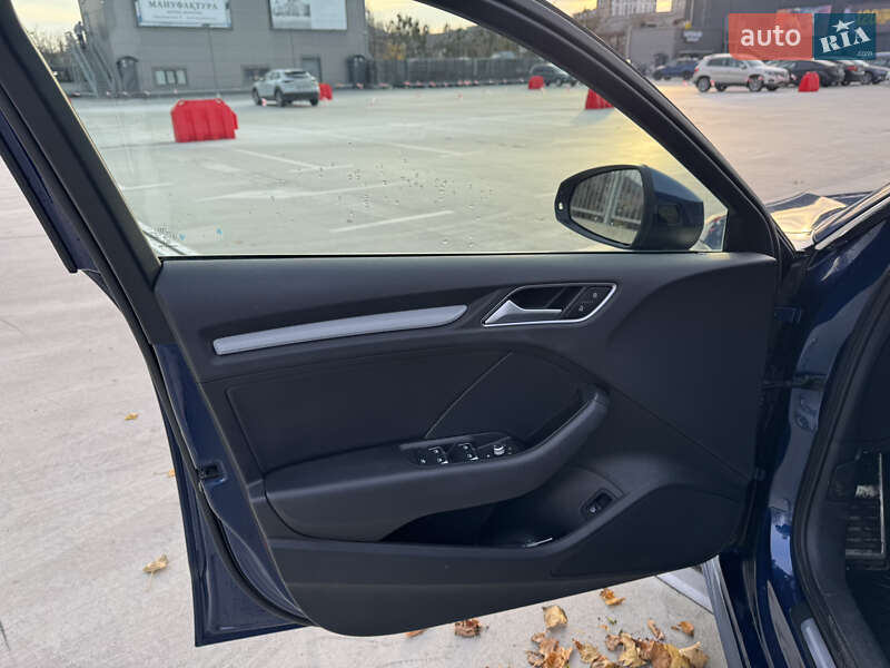 Хэтчбек Audi A3 2015 в Киеве фото 31 Хэтчбек Audi A3 2015 в Киеве
