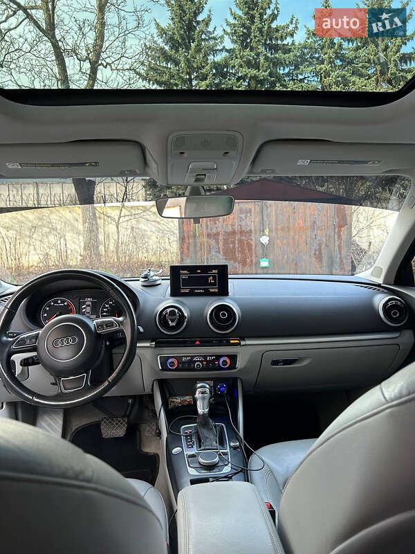 Седан Audi A3 2015 в Львові фото 12 Седан Audi A3 2015 в Львові
