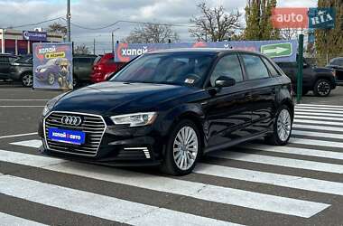 Хетчбек Audi A3 2017 в Одесі