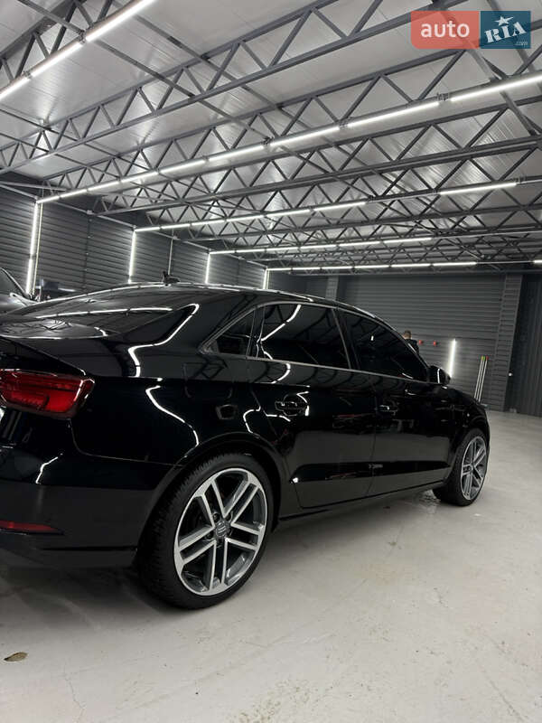 Седан Audi A3 2017 в Києві фото 7 Седан Audi A3 2017 в Києві