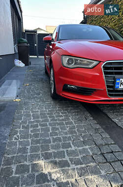 Седан Audi A3 2016 в Днепре