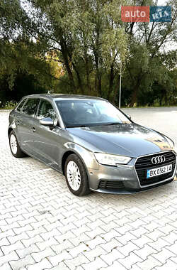 Хетчбек Audi A3 2017 в Хмельницькому