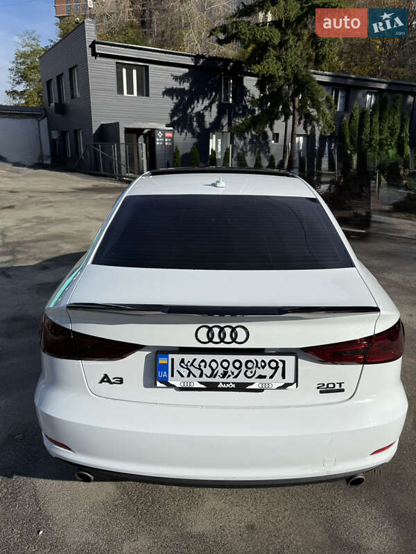 Седан Audi A3 2015 в Киеве
