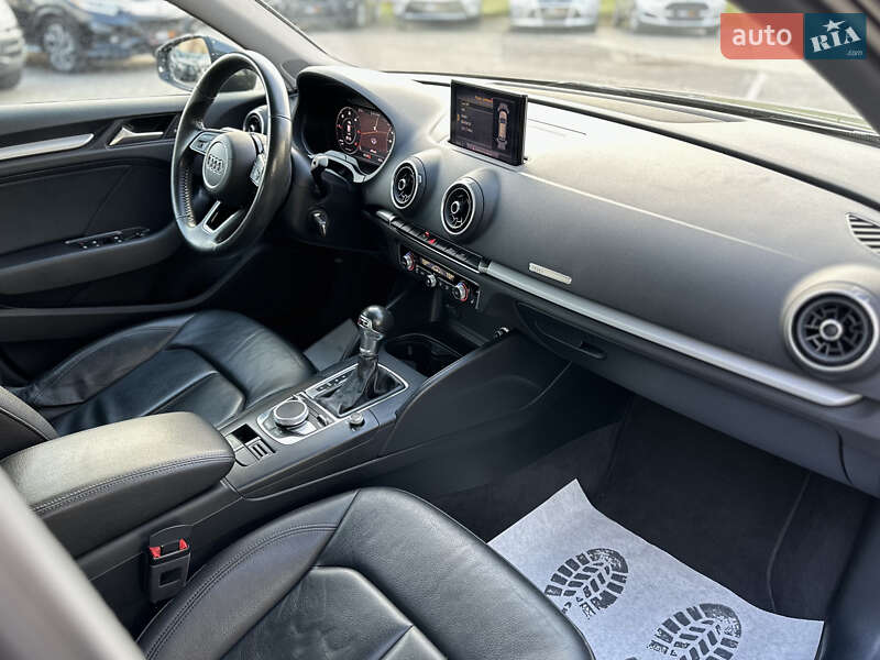 Хетчбек Audi A3 2019 в Шептицькому