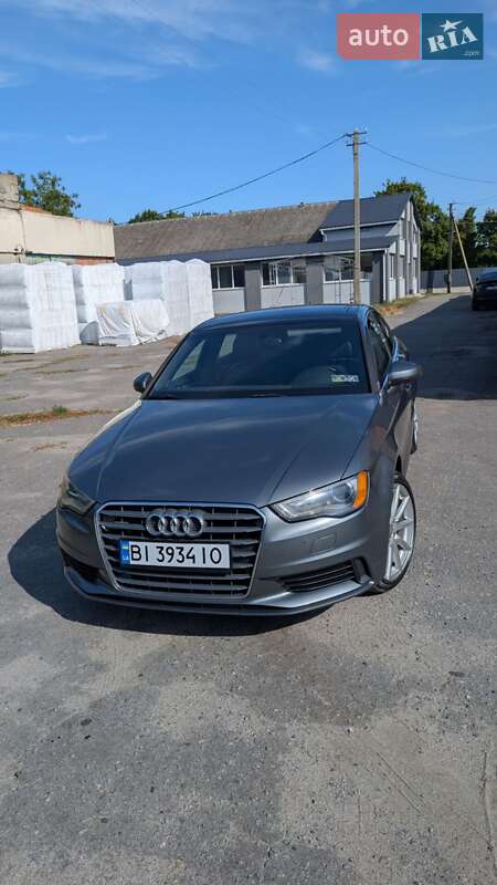 Седан Audi A3 2014 в Горишних Плавнях