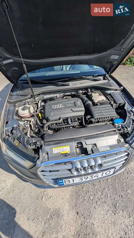 Седан Audi A3 2014 в Горишних Плавнях
