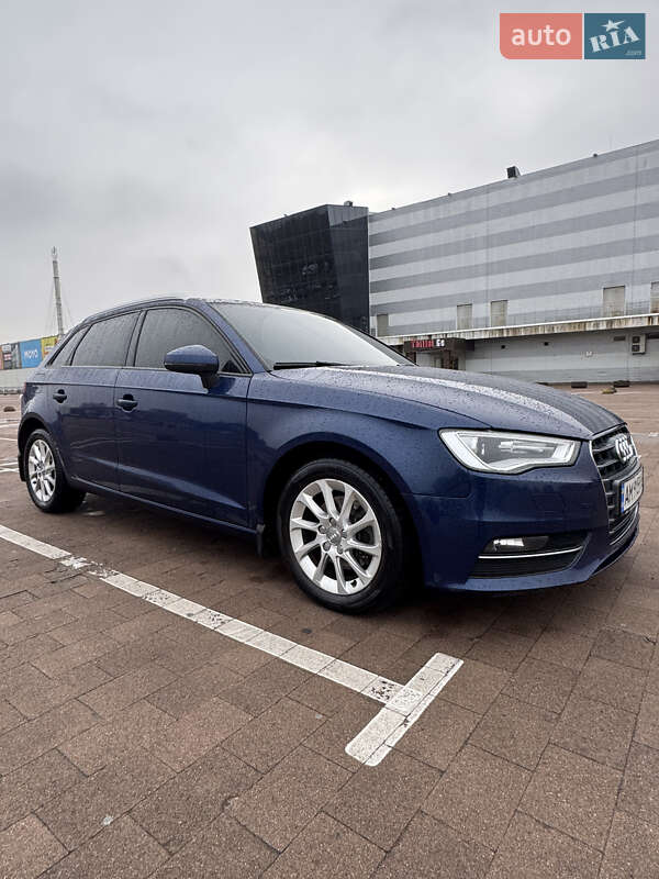 Хетчбек Audi A3 2016 в Житомирі фото 4 Хетчбек Audi A3 2016 в Житомирі