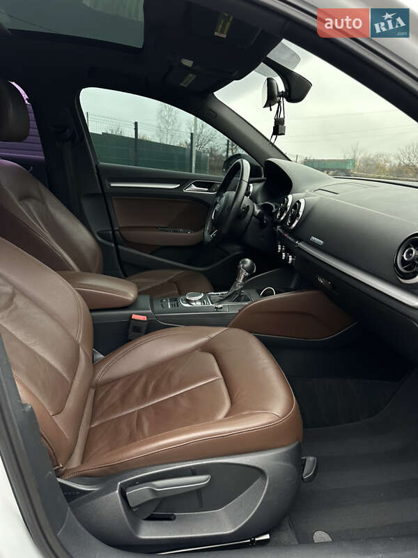Седан Audi A3 2015 в Києві