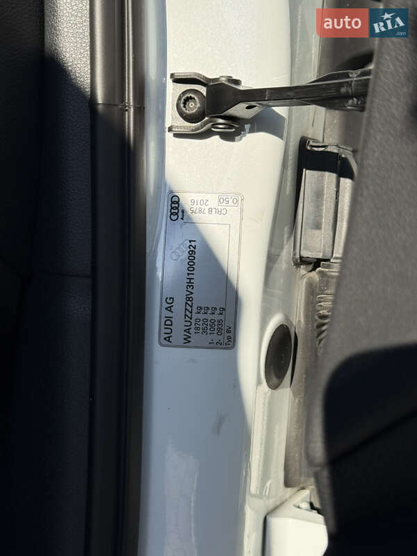 Седан Audi A3 2016 в Киеве