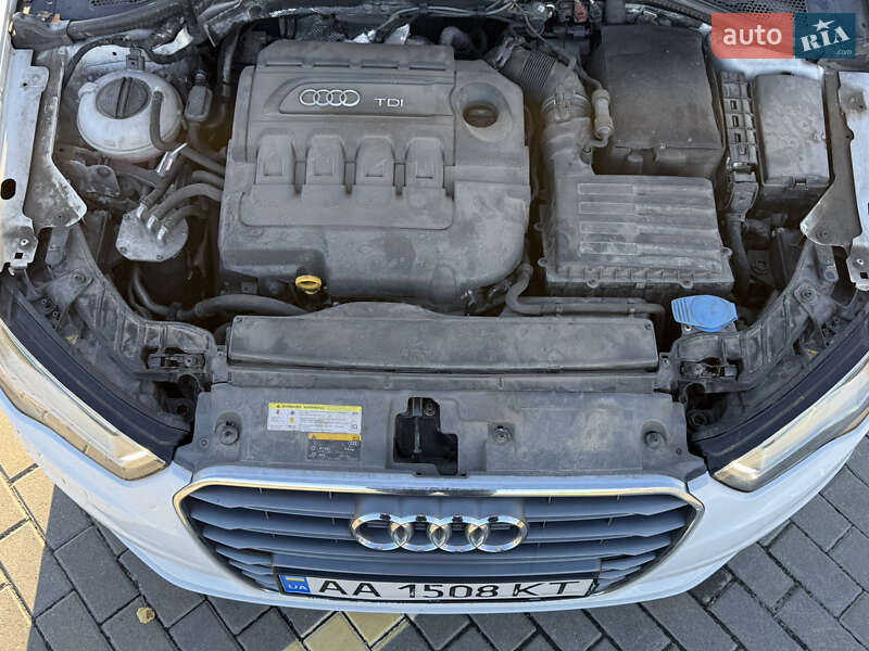 Седан Audi A3 2016 в Киеве