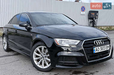 Седан Audi A3 2017 в Сваляві