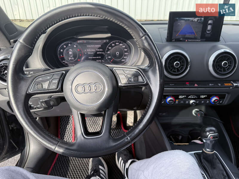 Седан Audi A3 2017 в Сваляве