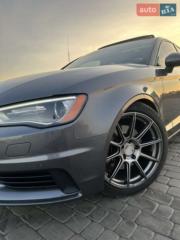 Седан Audi A3 2015 в Новомосковске