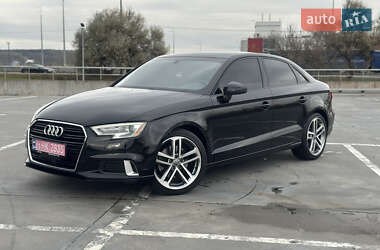 Седан Audi A3 2017 в Києві