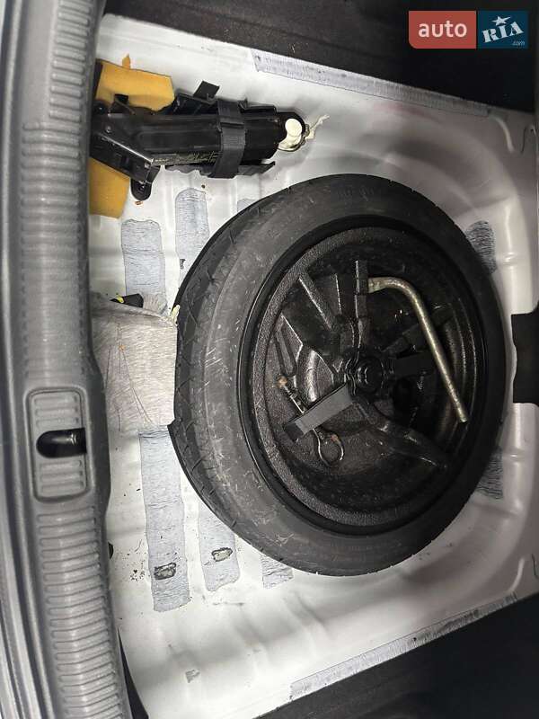 Седан Audi A3 2015 в Києві фото 17 Седан Audi A3 2015 в Києві