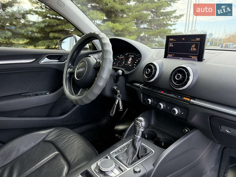Седан Audi A3 2014 в Одессе