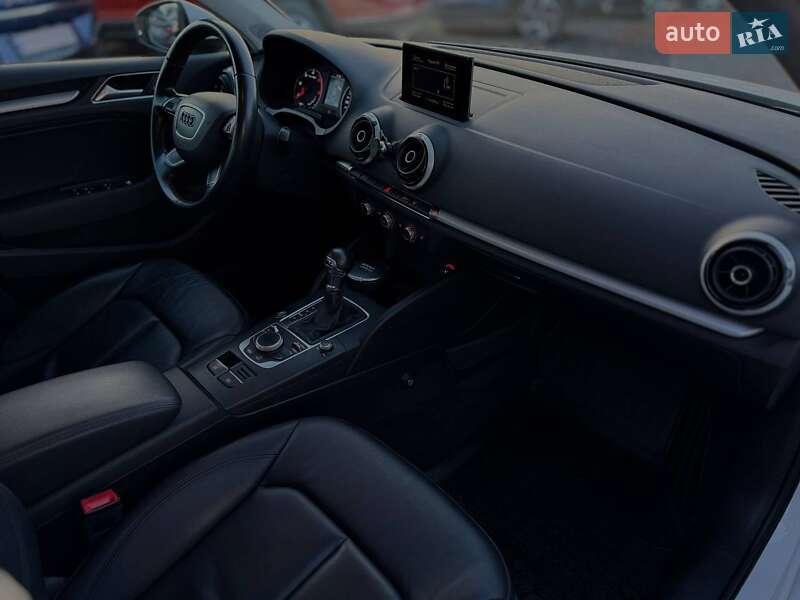 Седан Audi A3 2015 в Львове фото 23 Седан Audi A3 2015 в Львове