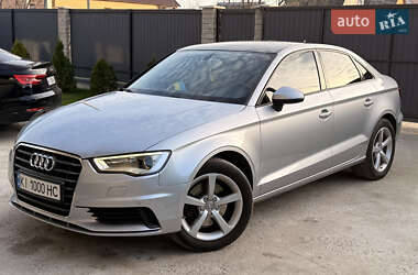 Седан Audi A3 2014 в Києві