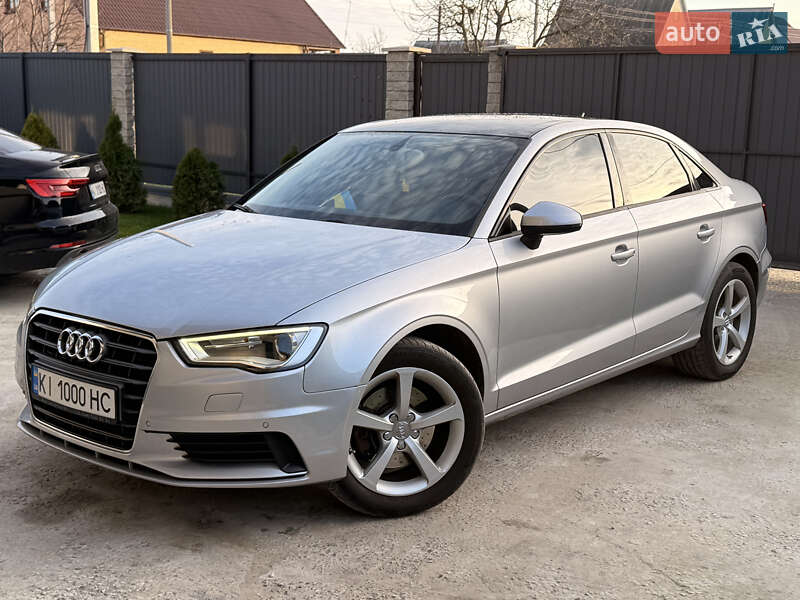 Седан Audi A3 2014 в Києві