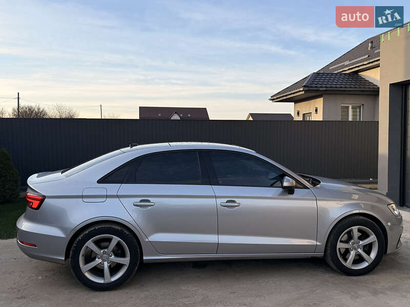 Седан Audi A3 2014 в Києві