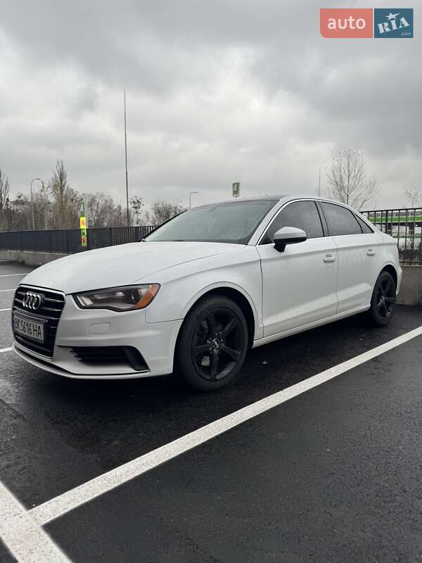Седан Audi A3 2015 в Киеве фото 6 Седан Audi A3 2015 в Киеве