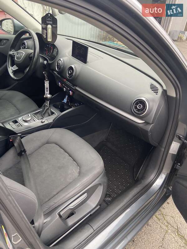 Хетчбек Audi A3 2013 в Броварах фото 9 Хетчбек Audi A3 2013 в Броварах