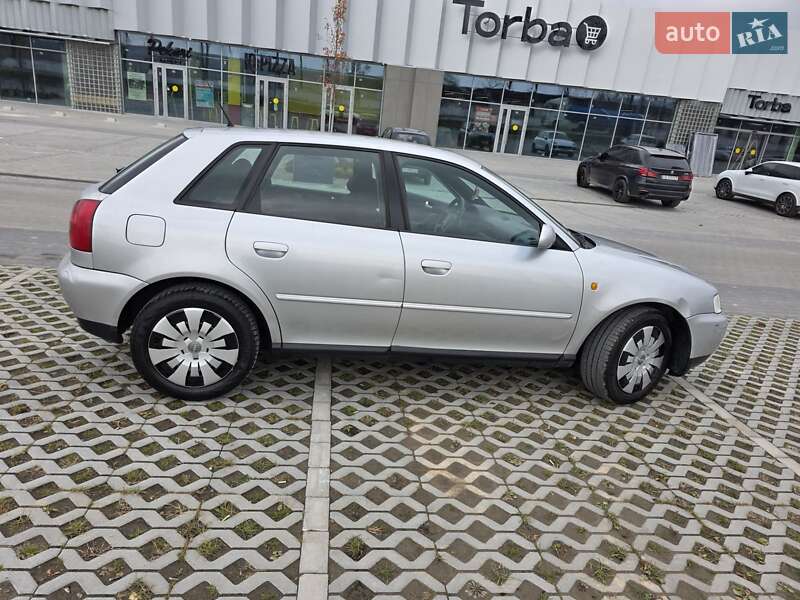 Хетчбек Audi A3 1999 в Львові фото 41 Хетчбек Audi A3 1999 в Львові