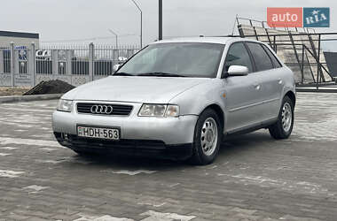 Хетчбек Audi A3 2001 в Хусті