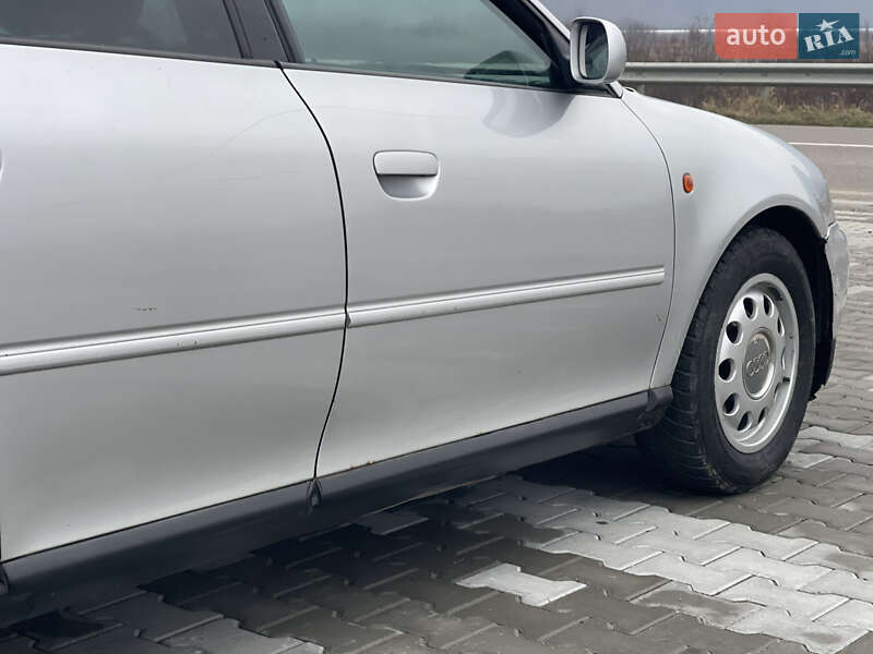 Хетчбек Audi A3 2001 в Хусті