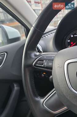 Седан Audi A3 2015 в Львове