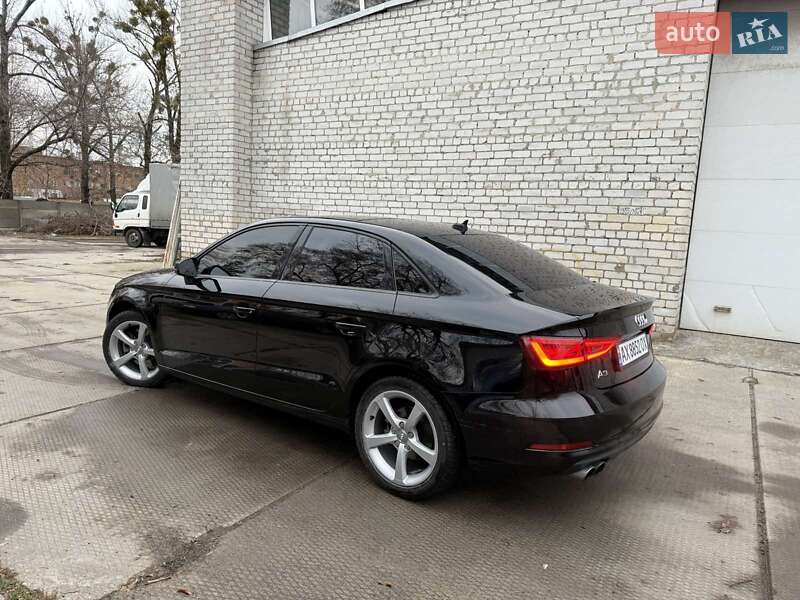 Седан Audi A3 2016 в Харкові
