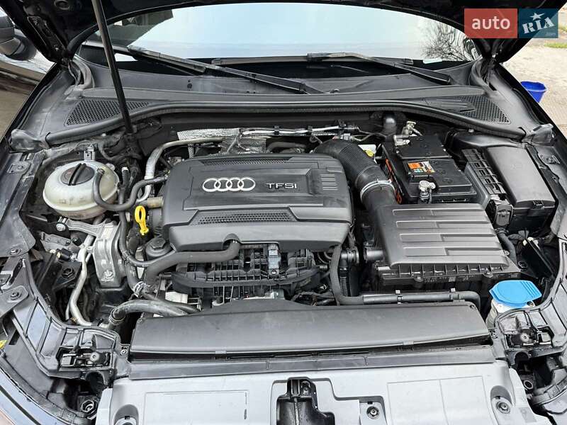 Седан Audi A3 2016 в Харкові