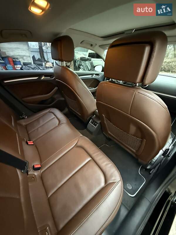 Седан Audi A3 2016 в Харкові