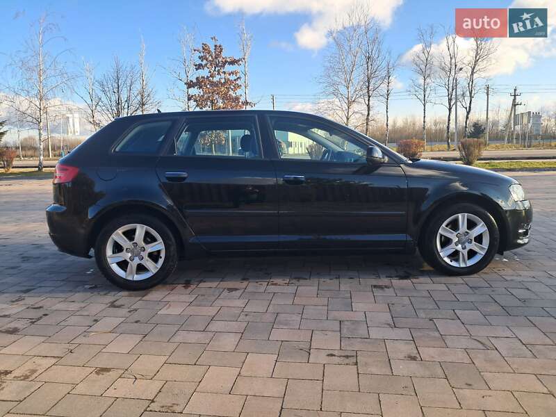 Хетчбек Audi A3 2010 в Івано-Франківську фото 6 Хетчбек Audi A3 2010 в Івано-Франківську
