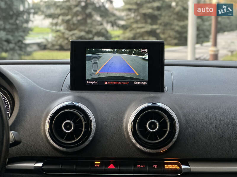 Седан Audi A3 2016 в Києві