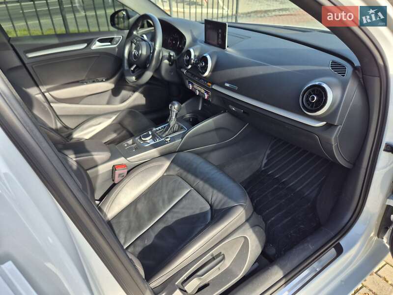 Седан Audi A3 2017 в Рівному фото 17 Седан Audi A3 2017 в Рівному