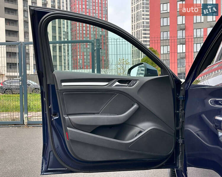 Седан Audi A3 2017 в Киеве фото 19 Седан Audi A3 2017 в Киеве