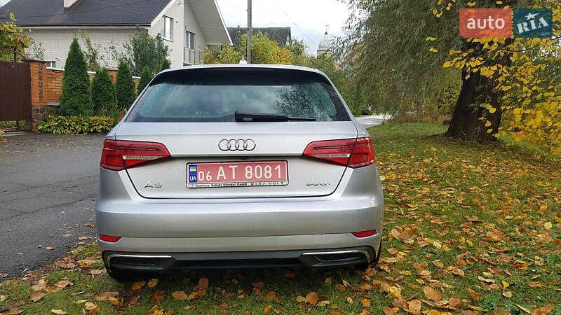 Хэтчбек Audi A3 2017 в Киеве фото 5 Хэтчбек Audi A3 2017 в Киеве