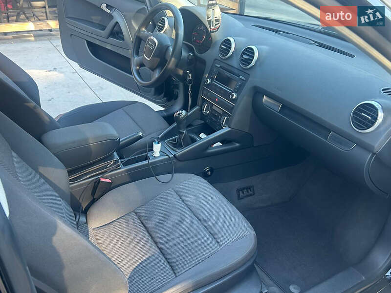 Хетчбек Audi A3 2010 в Дніпрі