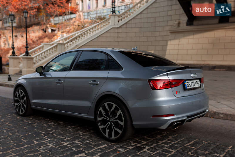 Седан Audi A3 2015 в Одессе