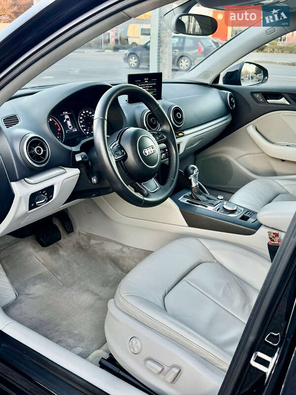 Седан Audi A3 2014 в Житомире