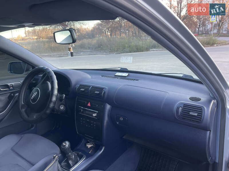 Хэтчбек Audi A3 2001 в Чернигове