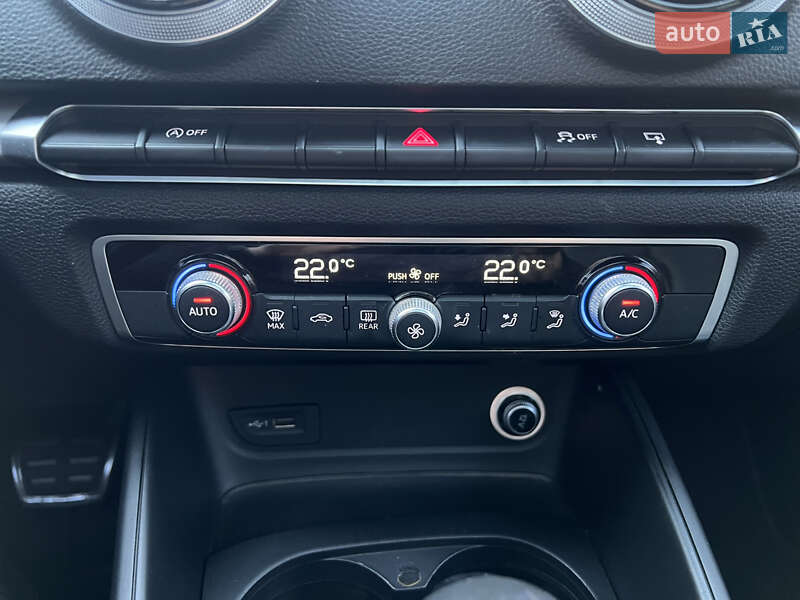 Седан Audi A3 2016 в Києві