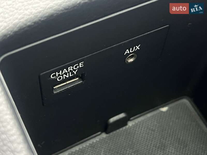 Седан Audi A3 2015 в Рівному